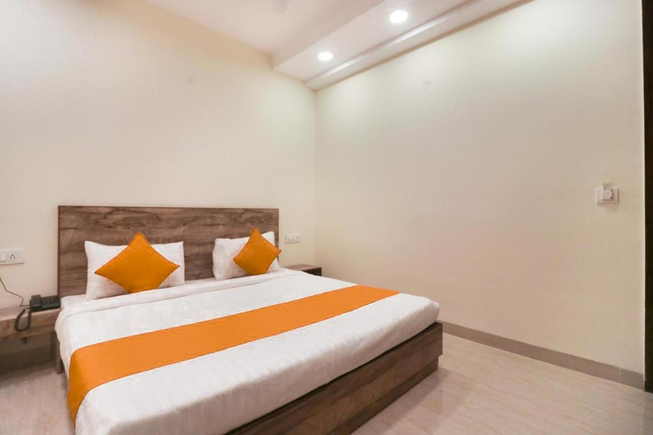 Fabhotel Comfort Residency II 구르가온 외부 사진