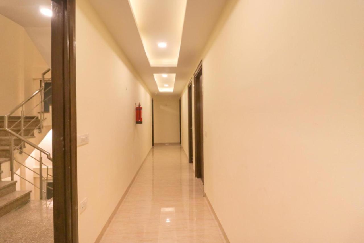 Fabhotel Comfort Residency II 구르가온 외부 사진